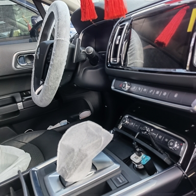 Enjoliveurs de direction jetables de voiture de protecteur universel de Seat non tissés